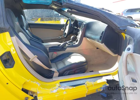 2008 Chevrolet Corvette z USA, uszkodzony, nr VIN 1G1YY26W585123965